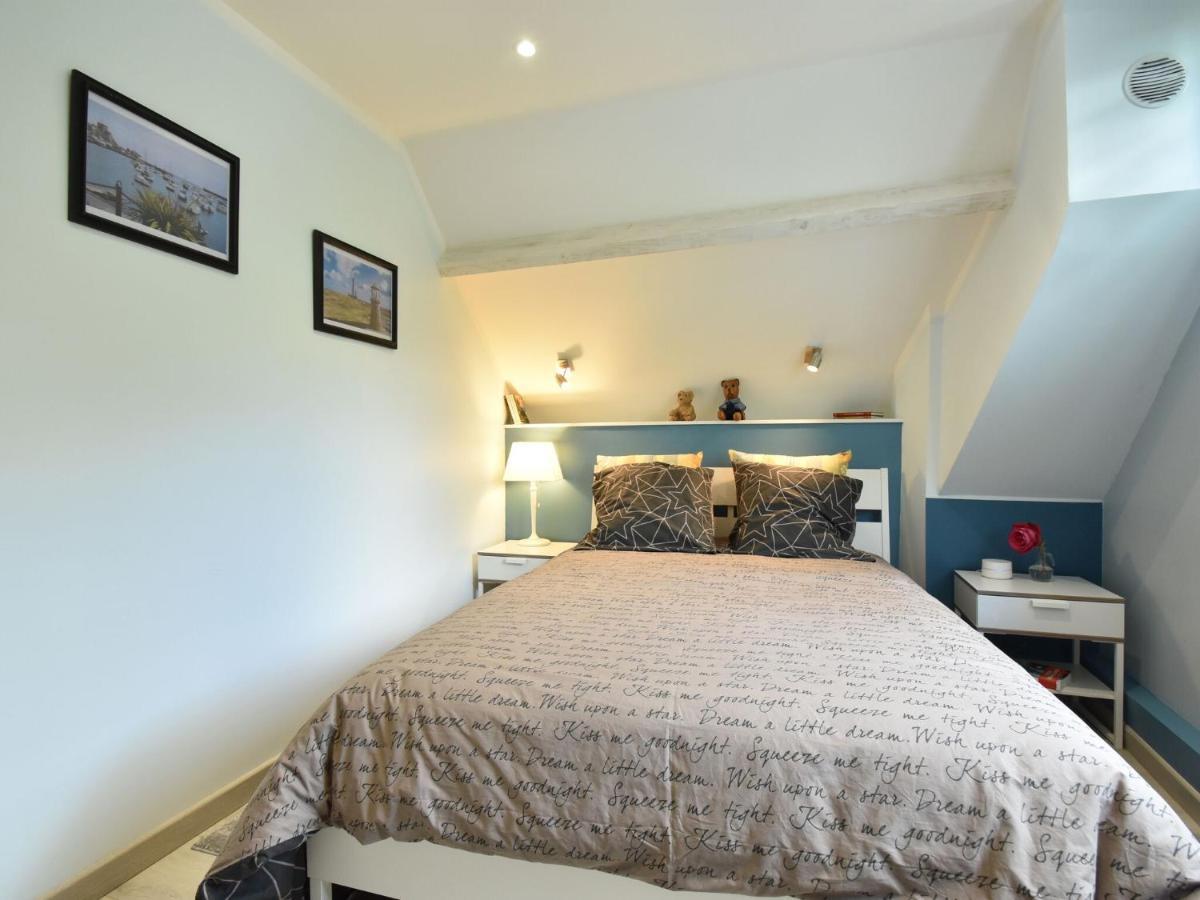 Superb Holiday Home Near The Beach Quinéville Habitación foto