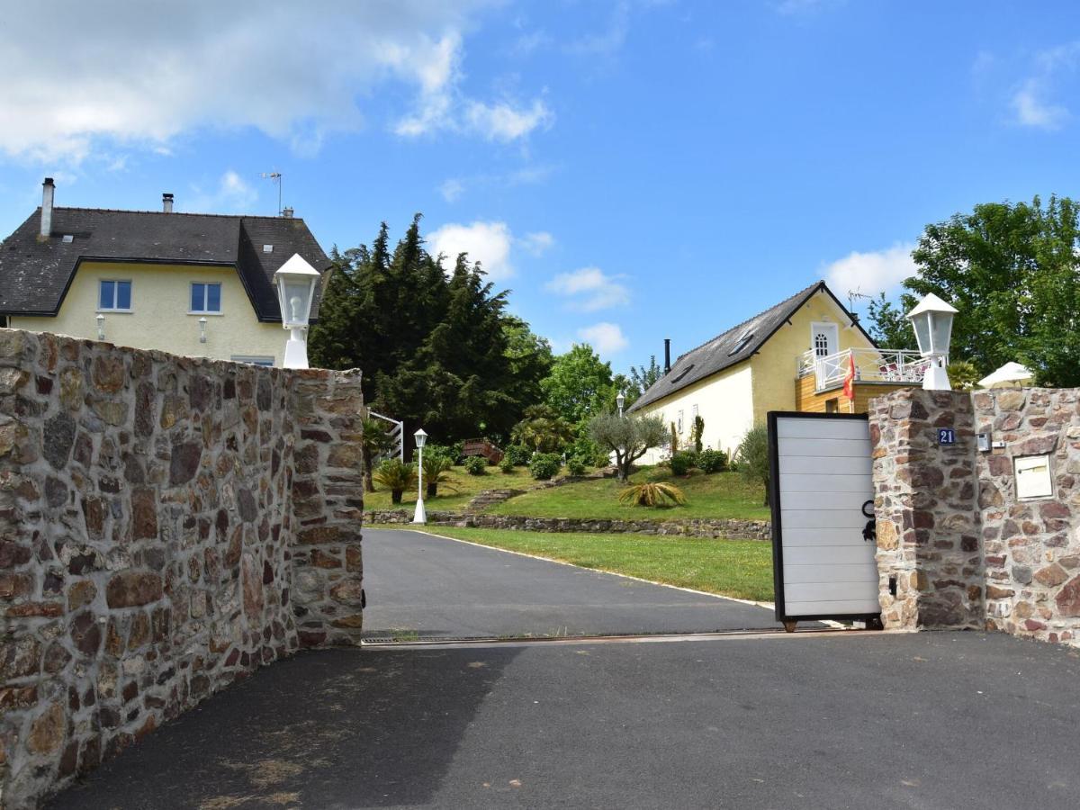 Superb Holiday Home Near The Beach Quinéville Exterior foto